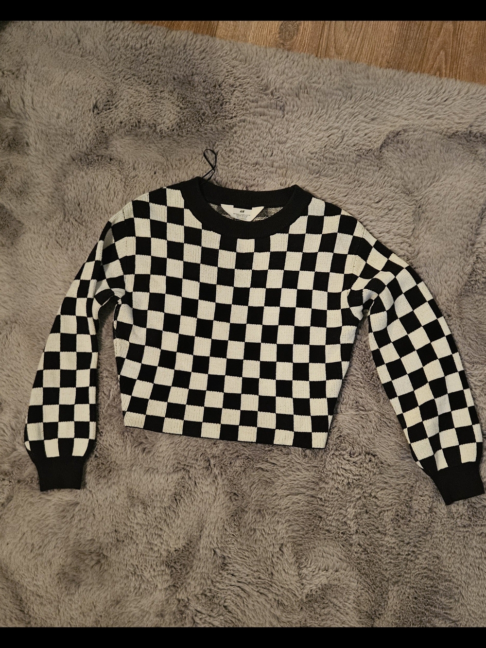 H&M Black & White Striped Knit Top
